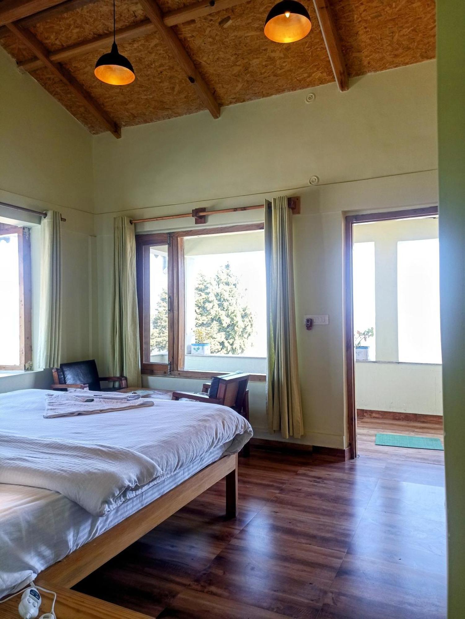 Chirping Orchard, Mukteshwar Bed & Breakfast Luaran gambar