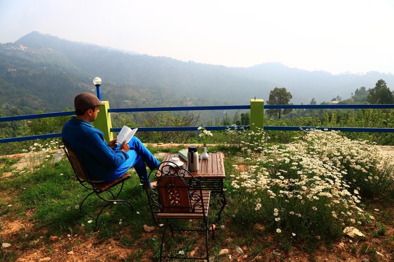 Chirping Orchard, Mukteshwar Bed & Breakfast Luaran gambar